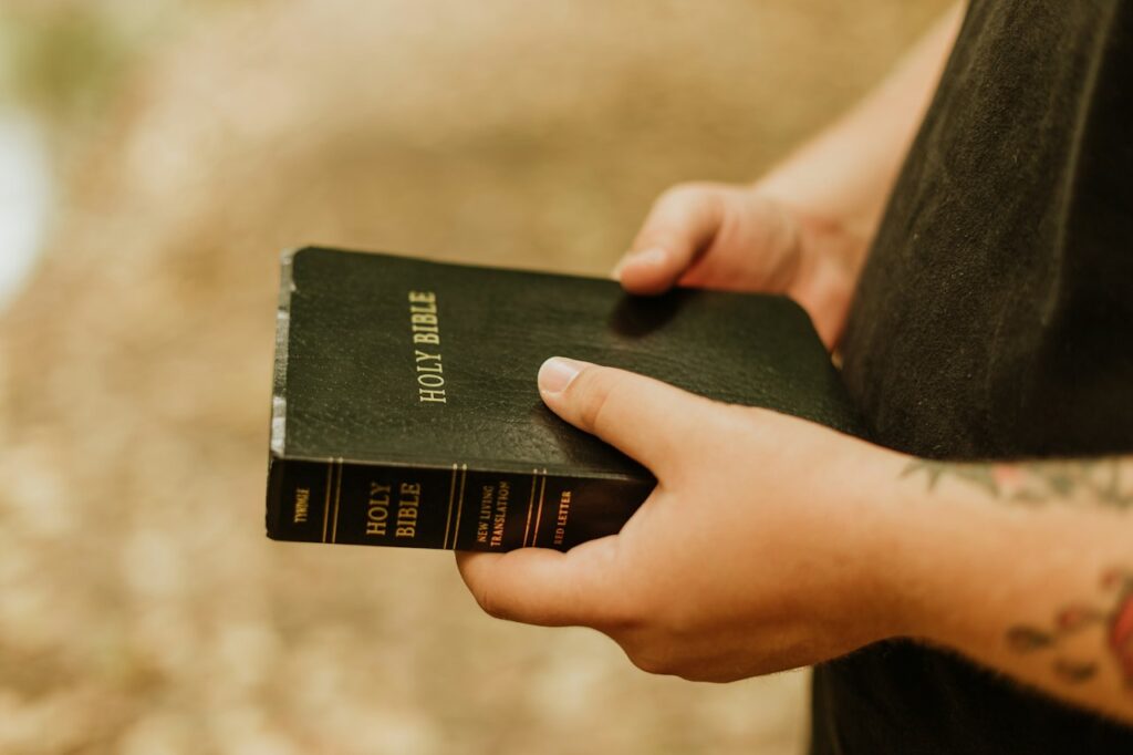 E-book: Caminhando pela Fé em Tempos Difíceis